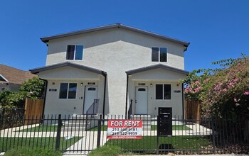 Building Photo - 835 E 33rd St