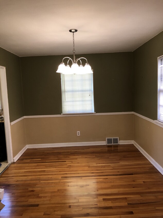 Dining room - 417 Anawanda Ave