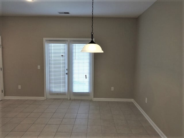 Building Photo - 9 Hartland Ct