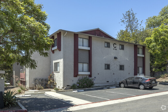 Building Photo - Hillside Terrace-Vista