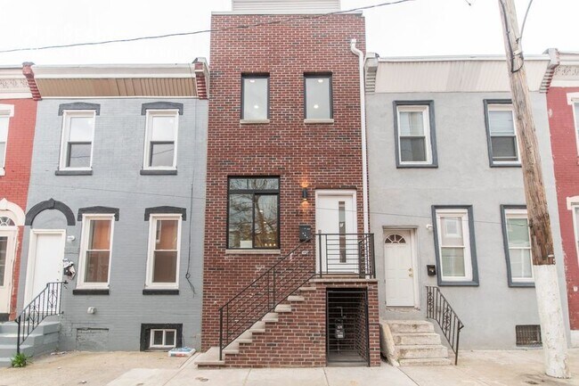 Building Photo - 2518 Ingersoll St