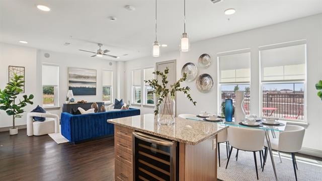 Foto del edificio - 11233 American Elm Wy
