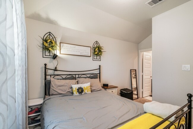 Building Photo - 24810 Timbarra Park Cir