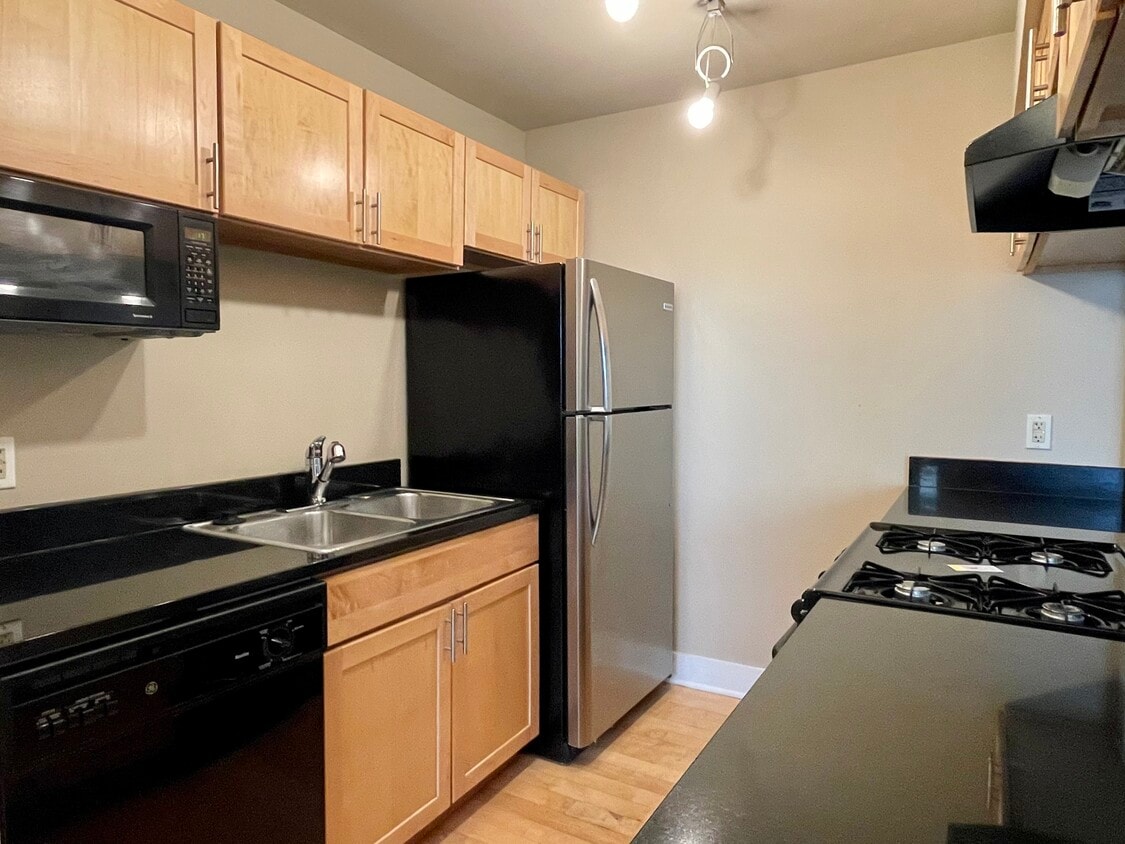 600 E 8th St Kansas City Mo 64106 Apartments Kansas City Mo Apartments Com