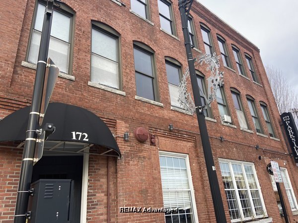 Foto principal - 179 Shrewsbury St
