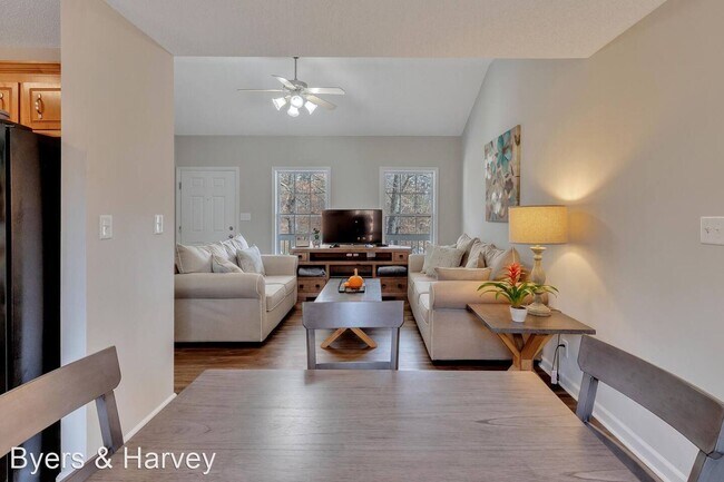 Foto del edificio - 3 br, 2 bath House - 253 Jeffery Drive