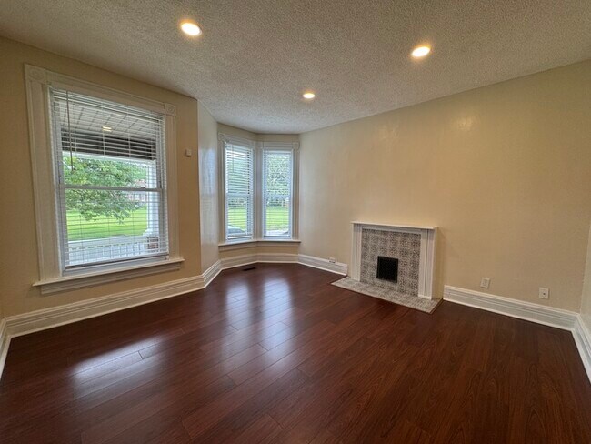 Foto del edificio - 214 N 17th St