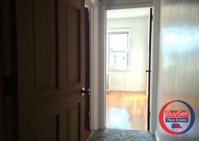 Building Photo - 2114 73rd St