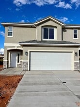 Building Photo - 1042 S 1450 E