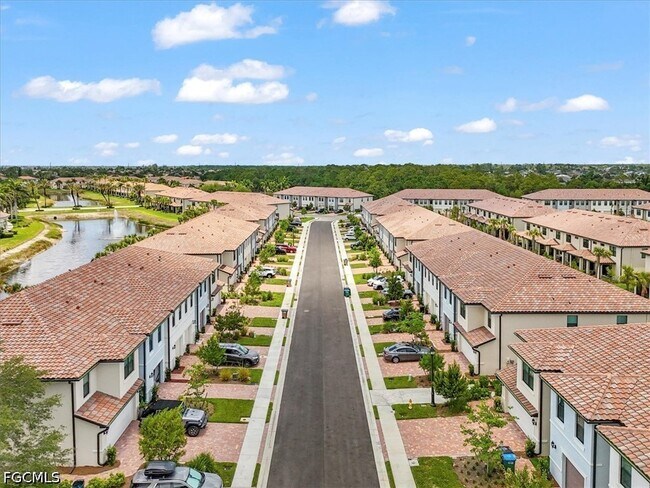 Foto del edificio - 1533 Lake Jessup Cir