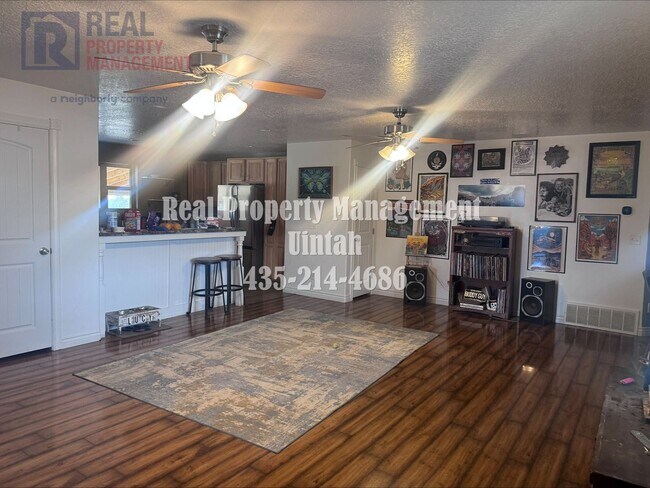 Foto del edificio - Beautiful and Cozy 3 Bedroom 2 and a Half Bath Home