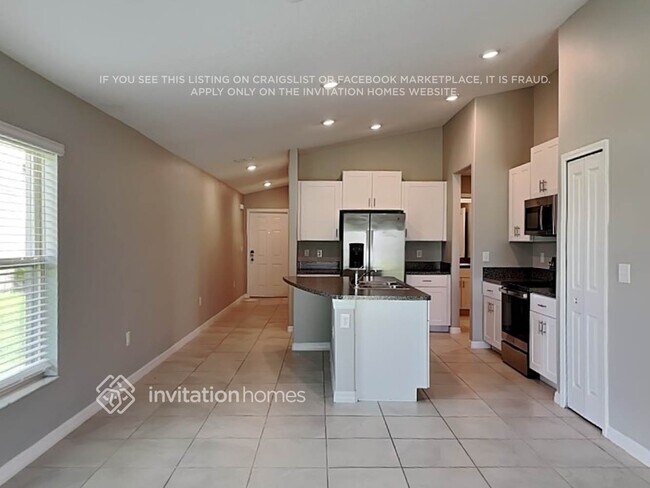 Foto del edificio - 15527 Miller Creek Dr