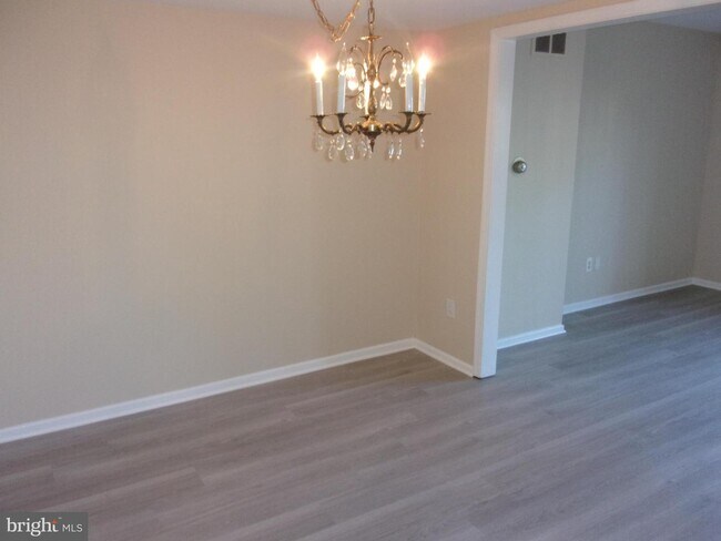 Foto del edificio - 10520 Assembly Dr