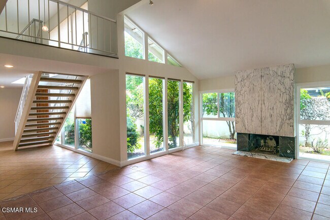 Foto del edificio - 1074 Elfstone Ct