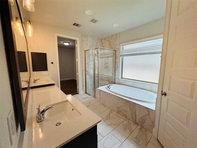 Foto del edificio - 26510 Star Blossom Ln