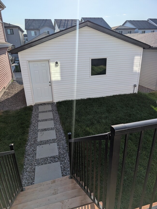 Detached garage - 3743 214 St NW