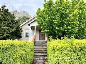 Building Photo - 4746 Delridge Way SW