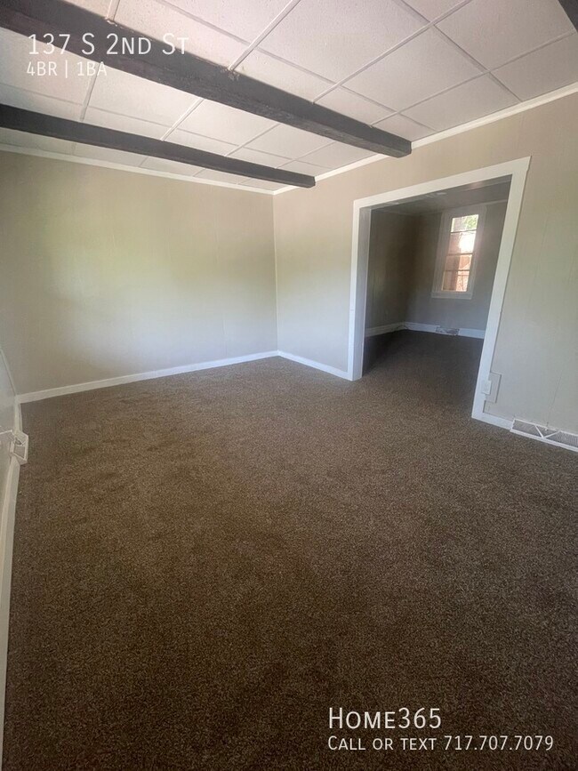 Building Photo - Great 4 bedroom home in Mt Wolf!