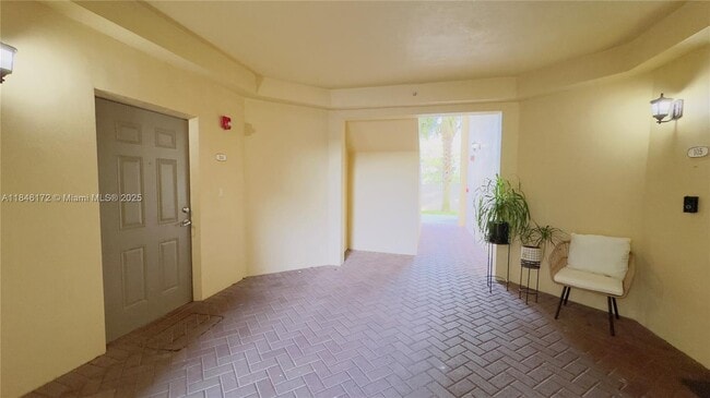 Building Photo - 10870 NW 88th Terrace