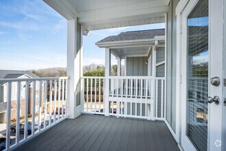 Balcony - Groves at Berry Creek