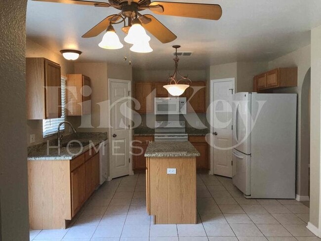 Building Photo - 6430 Gondola Dr