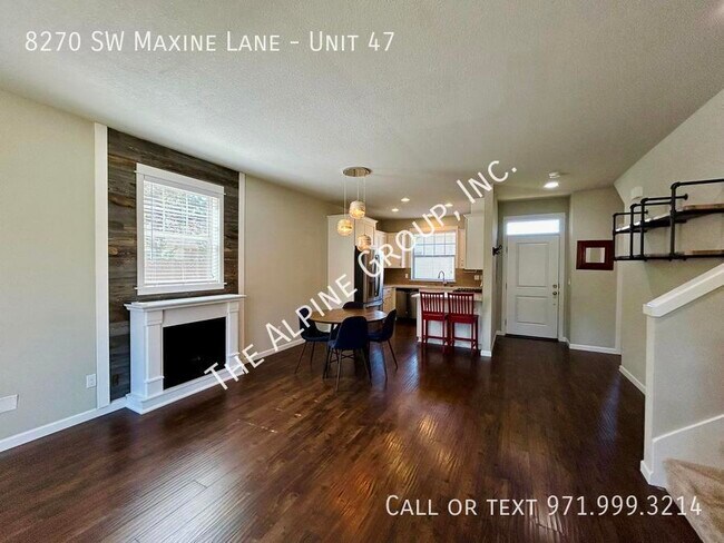 Building Photo - Great 2 bedroom condo, private outdoor pat...
