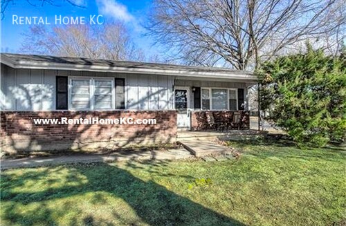 Building Photo - Ranch-style Duplex near Downtown Olathe  #314