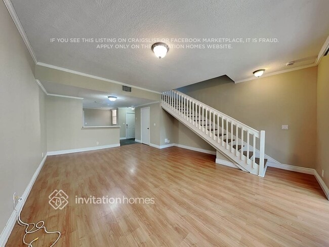 Building Photo - 1392 Coronado Rd