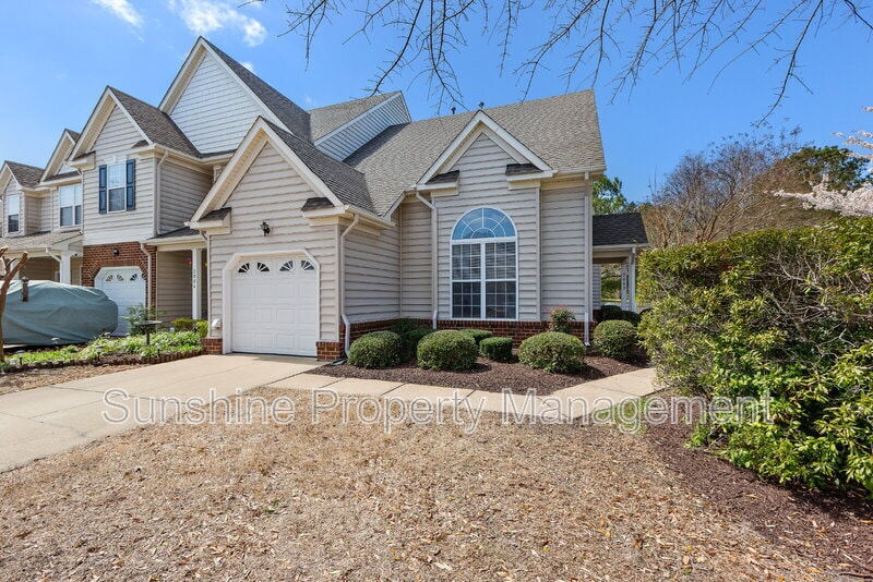 Foto principal - 2002 Livingston St