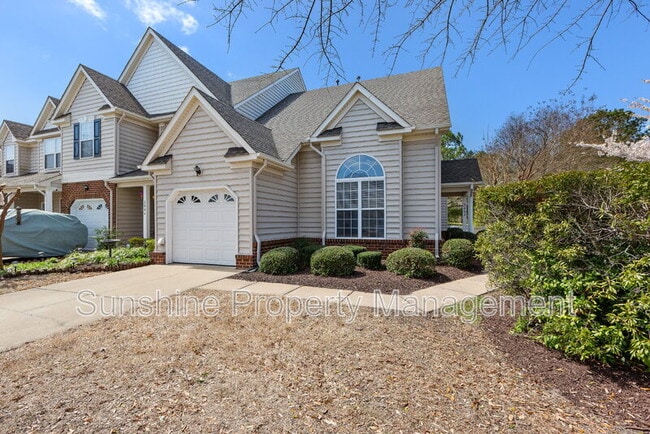 Photo - 2002 Livingston St Townhome