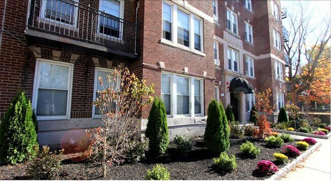 Building Photo - 127 Washington St