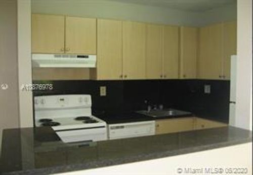 Building Photo - 7210 NW 179th St