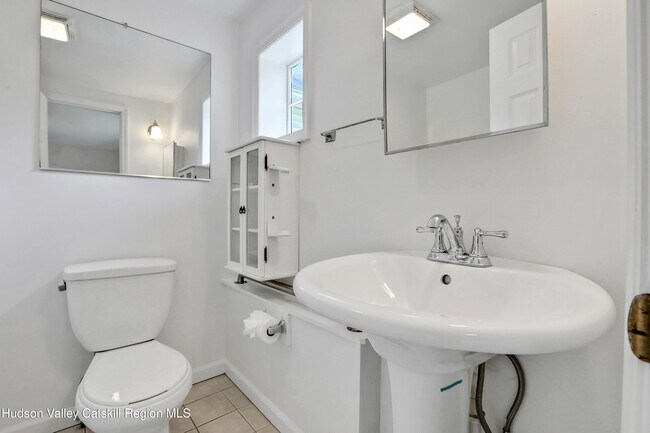 Foto del edificio - 1563-1567-1567 NY-28