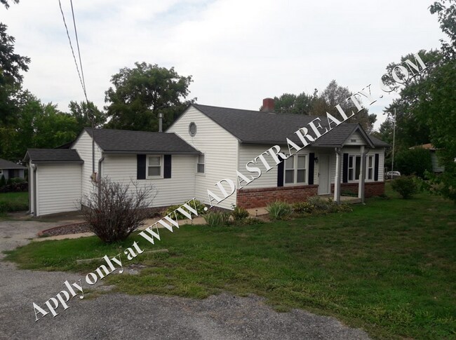 Building Photo - Nice 3 Bedroom Ranch in Independence-Avail...
