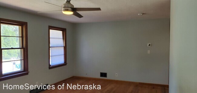 Building Photo - 2 br, 2 bath House - 2842 N 60th St