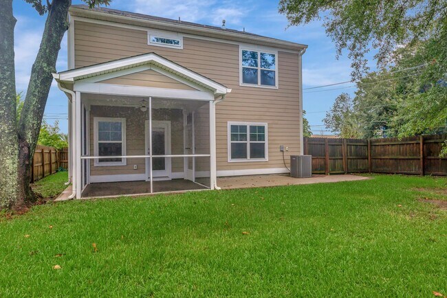 Building Photo - Welcome to Filbin Creek — North Charleston...