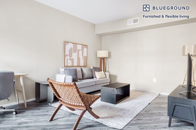 Building Photo - 2101 Champlain St NW