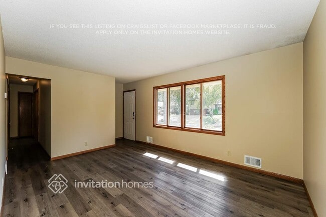 Foto del edificio - 3106 64th Ave N