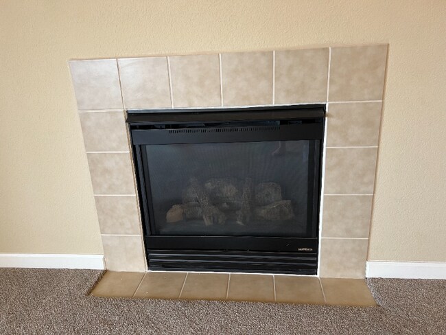 Foto del edificio - 7125 Ash Creek Heights