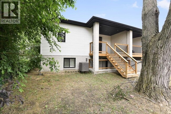 Building Photo - 354 Bouffard Rd