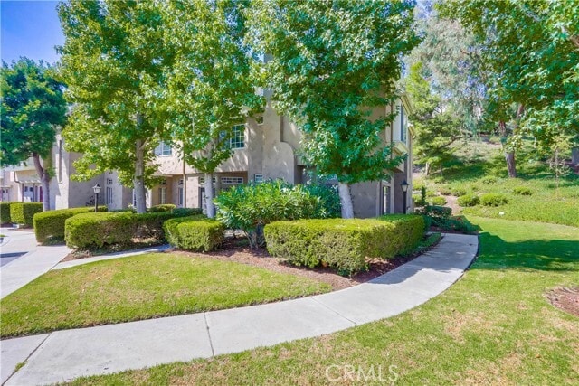 Primary Photo - 23633 Kingdon Ct