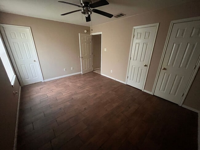 Building Photo - 3302 Alicante Ct