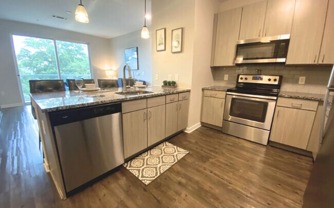 Foto del edificio - 269 Whitefoord Ave NE