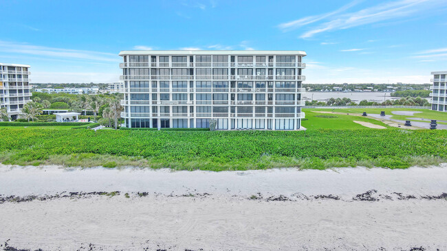 Foto del edificio - 2100 S Ocean Blvd