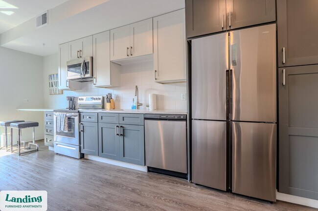 Foto del edificio - 210 E Green St