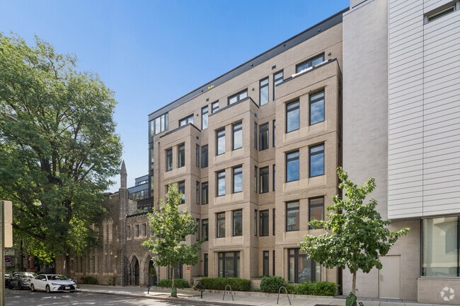 Building Photo - Madison House