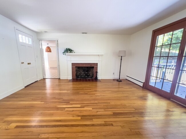 Building Photo - 23 Sagamore Rd