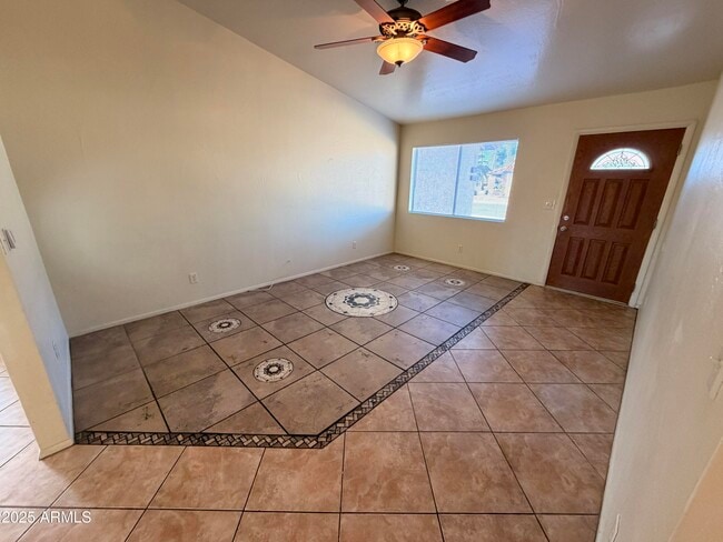 Building Photo - 1421 N Salida Del Sol