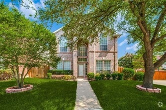 Building Photo - 3021 Sawtooth Dr