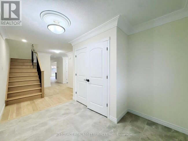 Building Photo - 226 O'Neil St